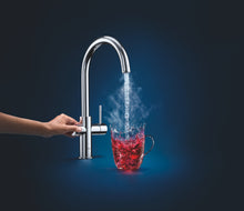 Lade das Bild in den Galerie-Viewer, GROHE Red Duo – Armatur und Boiler Größe L *inkl. Montage*