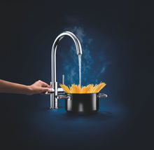 Lade das Bild in den Galerie-Viewer, GROHE Red Duo – Armatur und Boiler Größe L *inkl. Montage*