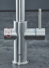 Lade das Bild in den Galerie-Viewer, GROHE Red Duo – Armatur und Boiler Größe L *inkl. Montage*