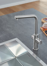 Lade das Bild in den Galerie-Viewer, GROHE Red Duo – Armatur und Boiler Größe L *inkl. Montage*