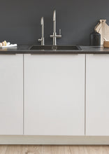 Lade das Bild in den Galerie-Viewer, GROHE Red Duo – Armatur und Boiler Größe L *inkl. Montage*