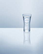 Lade das Bild in den Galerie-Viewer, GROHE Blue Wassergläser – ein Set aus 6 stylischen Designergläsern.